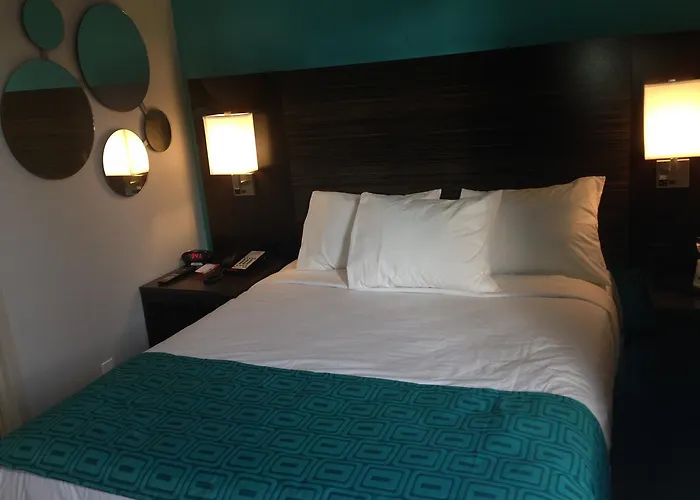 Rockaway Hotel
